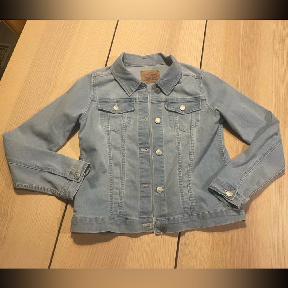 Levi's girls Classic Jean Jacket size 14/16, kids Levi’s Jean jacket size 14-16